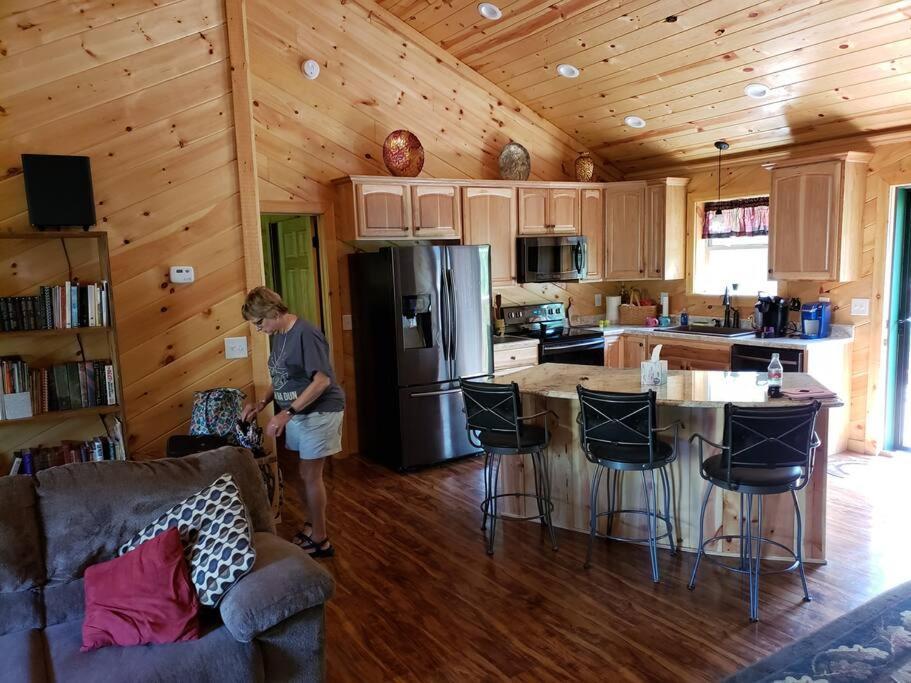 Moonlight Woods Cabin. Beautiful & Relaxing. Villa Sevierville Exterior foto