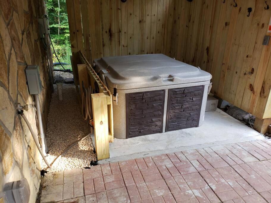 Moonlight Woods Cabin. Beautiful & Relaxing. Villa Sevierville Exterior foto