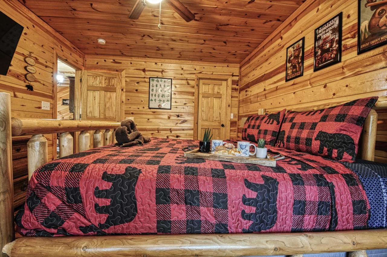 Moonlight Woods Cabin. Beautiful & Relaxing. Villa Sevierville Exterior foto