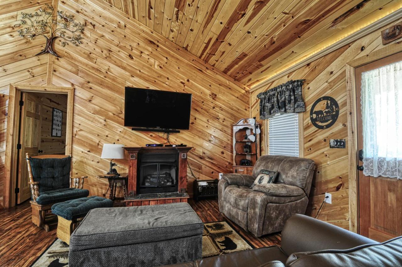 Moonlight Woods Cabin. Beautiful & Relaxing. Villa Sevierville Exterior foto