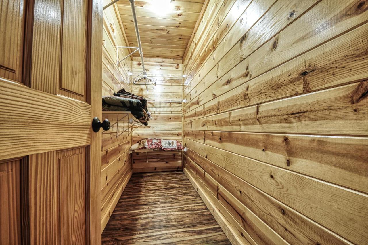 Moonlight Woods Cabin. Beautiful & Relaxing. Villa Sevierville Exterior foto